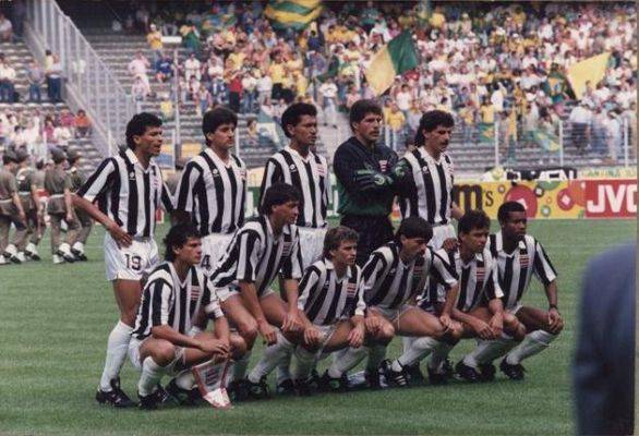 La selección de Costa Rica de 1990.