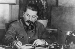 Stalin-escritorio